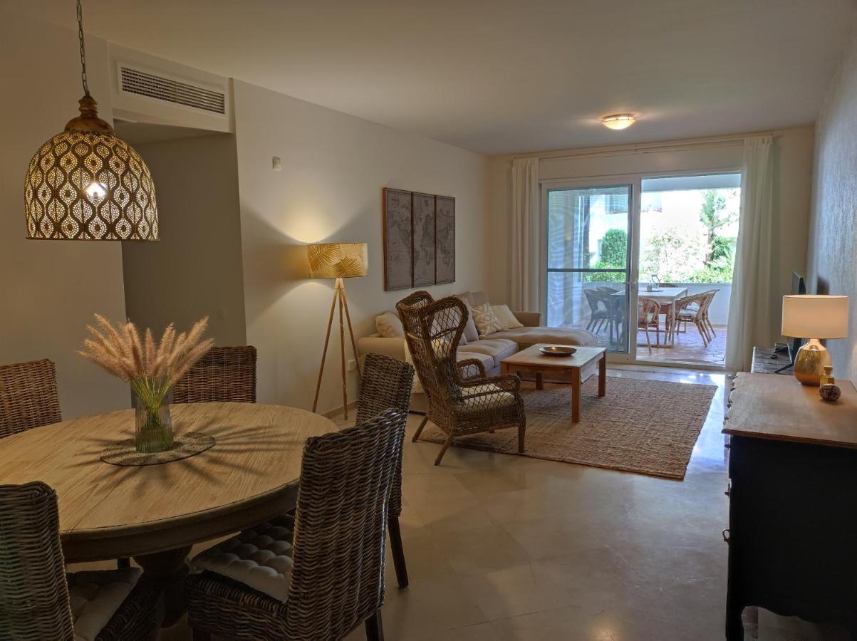 Costalita On The Beach - 3 Bedroom Cosy Apartment Εστεπόνα Εξωτερικό φωτογραφία