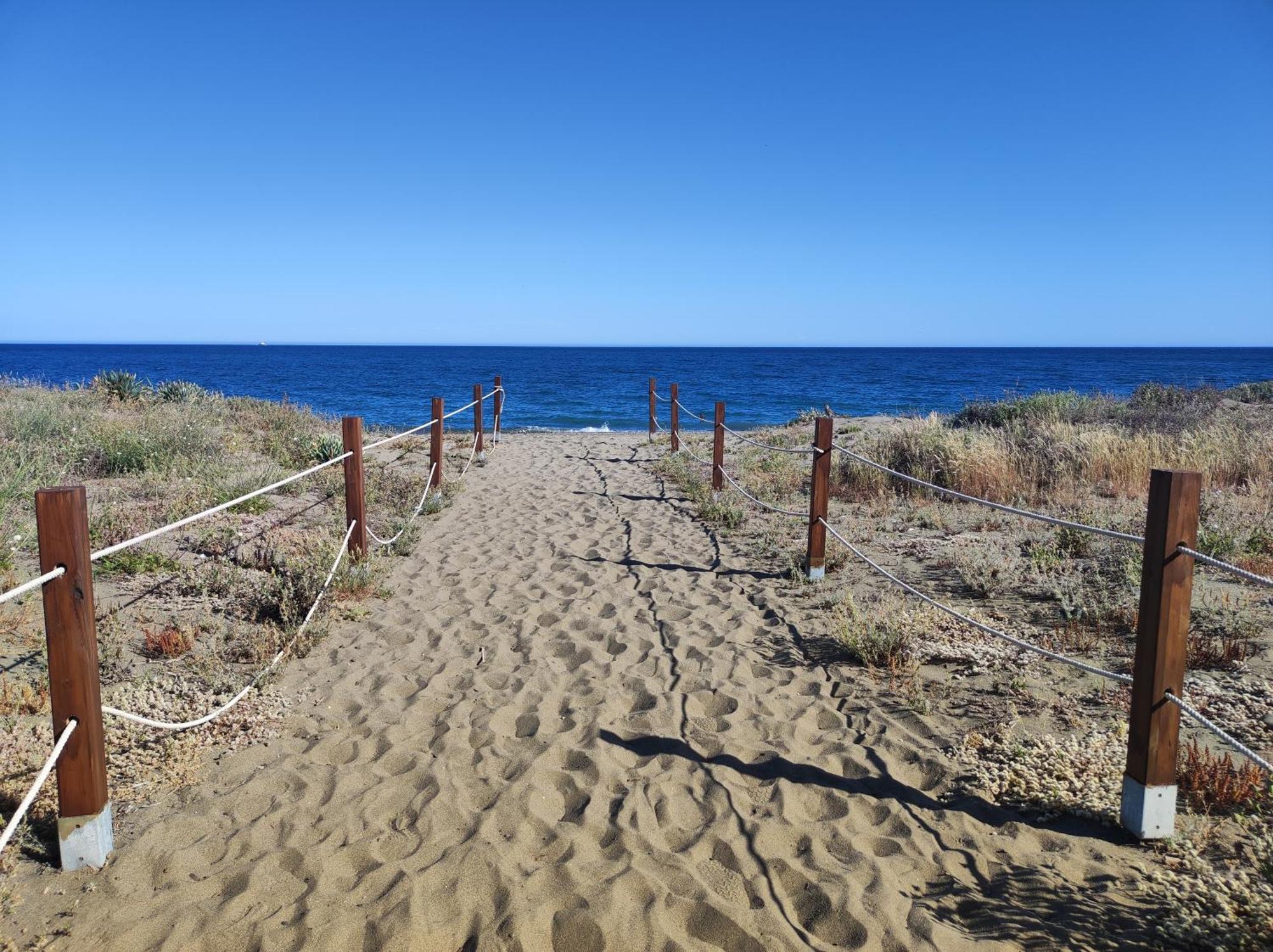 Costalita On The Beach - 3 Bedroom Cosy Apartment Εστεπόνα Εξωτερικό φωτογραφία